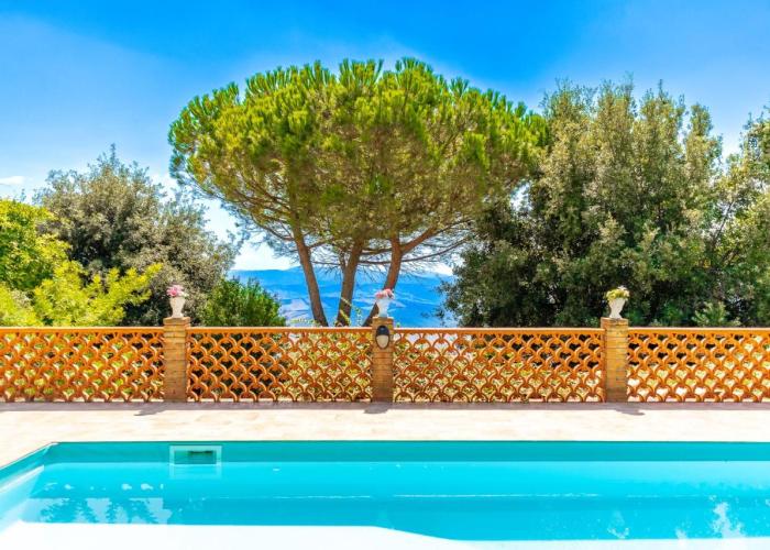 Pool, 5 Mins to Volterra Center, 4 Sleeps