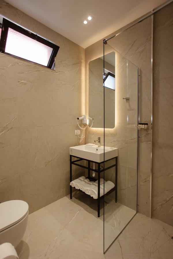 фото Downtown Hotel