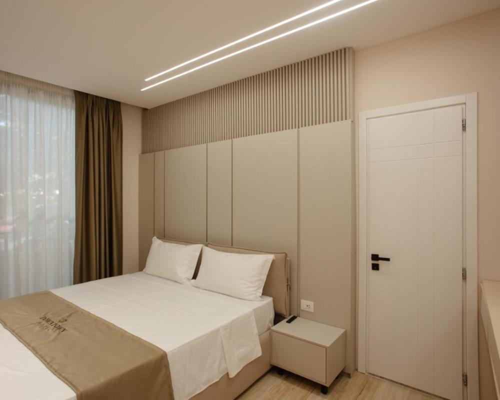 фото Downtown Hotel