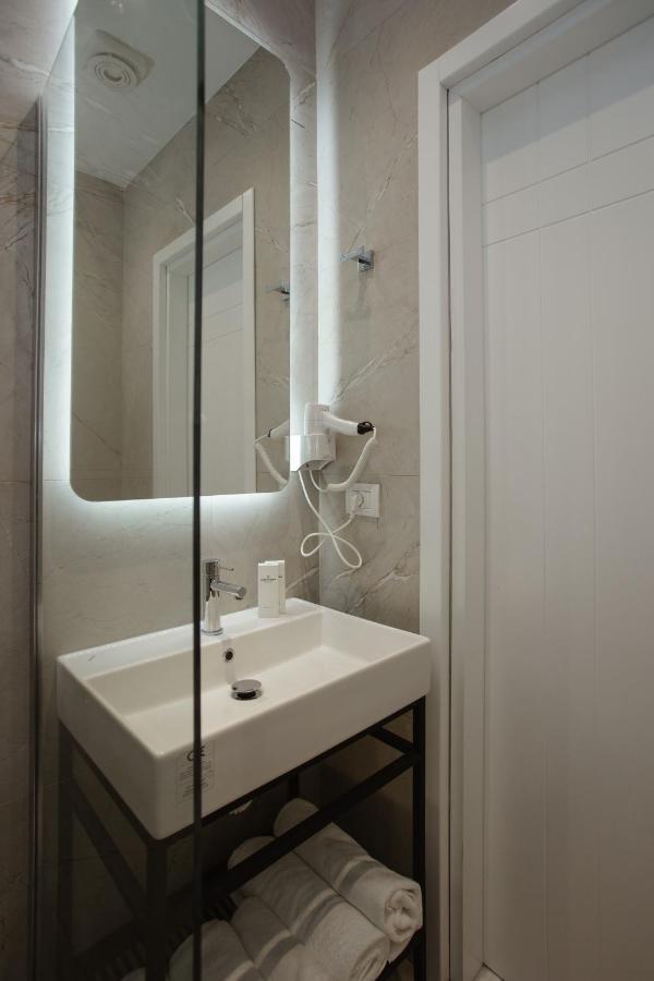 фото Downtown Hotel