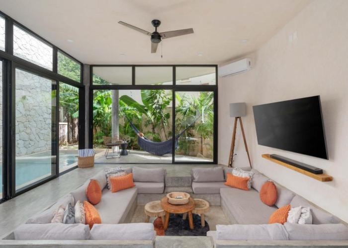 Bohemian Bliss Villa with Private Pool & Concierge 1A