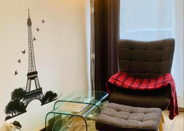 Little Paris with Free Garage Near Tokuda Hospital