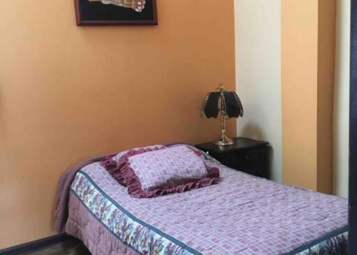 ACOGEDOR DEPARTAMENTO EN CENTRO HISTÓRICO-Cuenca