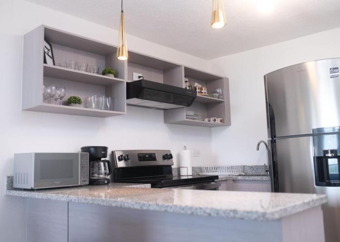 Condo 9, San Francisco Tower