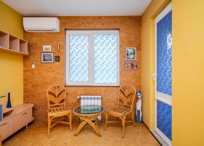 Vintage and Cozy 2BD Apartment in Prime Location by Flat Mаnager