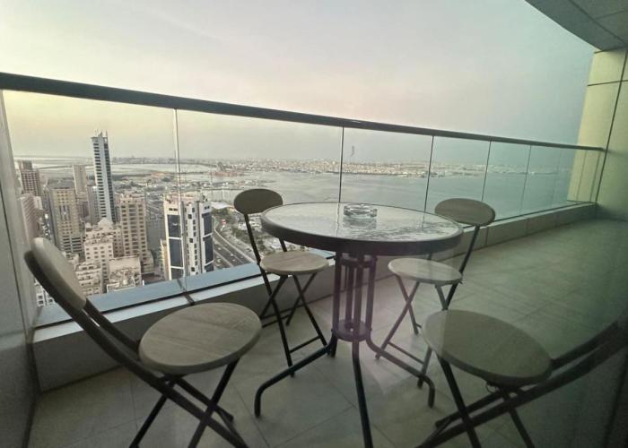 High Floor 33 Luxury Apartment