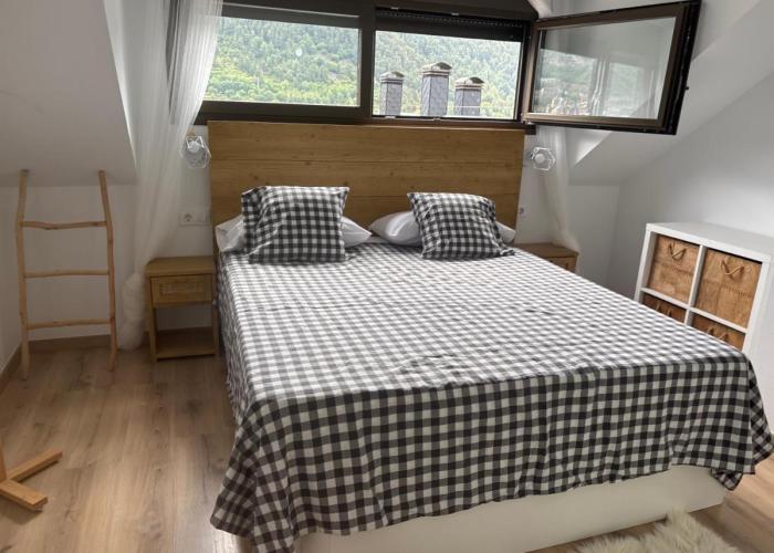 Casa Cris Encamp