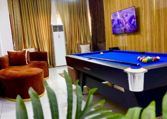 Affordable Modern 2 bedroom Luxury