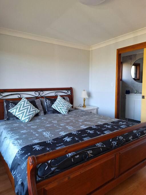 Comfy 3 bed house in Ulladulla
