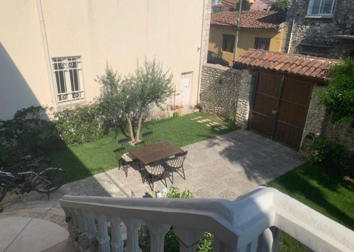 Vintage Villa