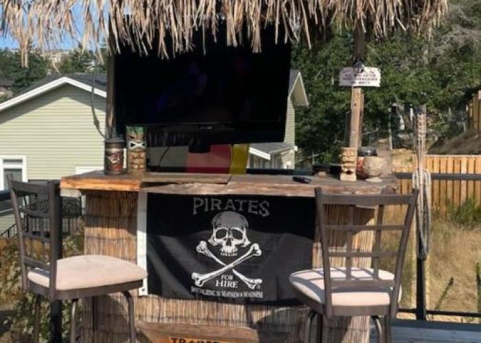 Trader Vics Tiki Bar n Grill