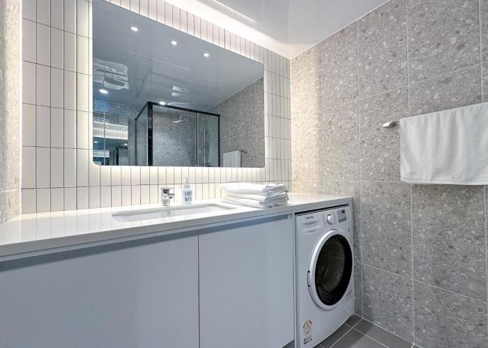 The first ocean Songdo