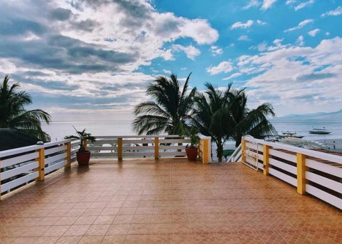 Phi-Phi Beach Resorts & Hotel