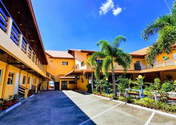 Phi-Phi Beach Resorts & Hotel