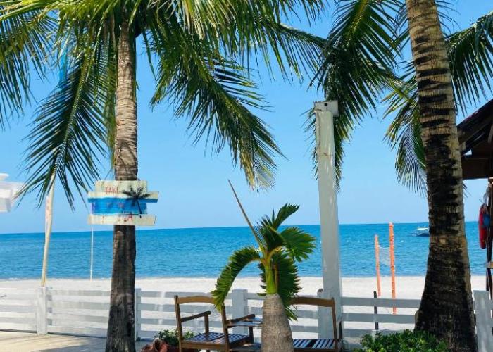 Phi-Phi Beach Resorts & Hotel