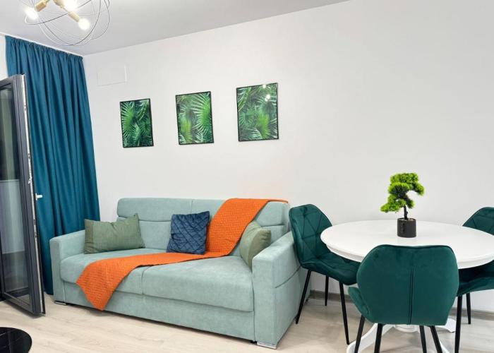Luxury Apartments Avanera with 1&2 Bedroom with Parking