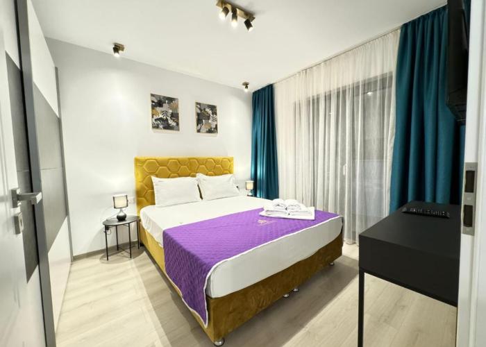 Luxury Apartments Avanera with 1&2 Bedroom with Parking