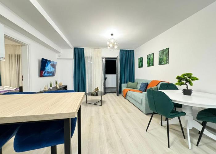 Luxury Apartments Avanera with 1&2 Bedroom with Parking