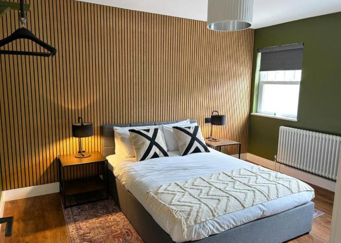 1 Bed & 1 Sofa Bed Alpine Style Ground Floor Apartment