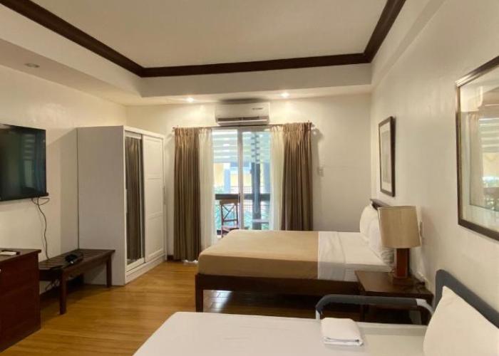 Club Balai Isabel Recto 102 Lakeshore Room