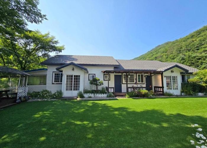 Pyeongchang Heungjeong Valley 409 Pension
