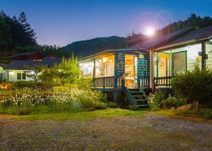 Pyeongchang Zermatt Pension Family, Couple