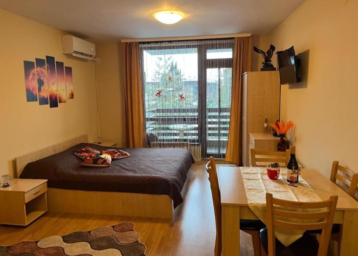 Aspen Suites Студио Слънчев ден