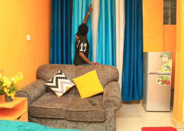 HighwayNest-2 Minutes To SpurMall & Ashaki Resort