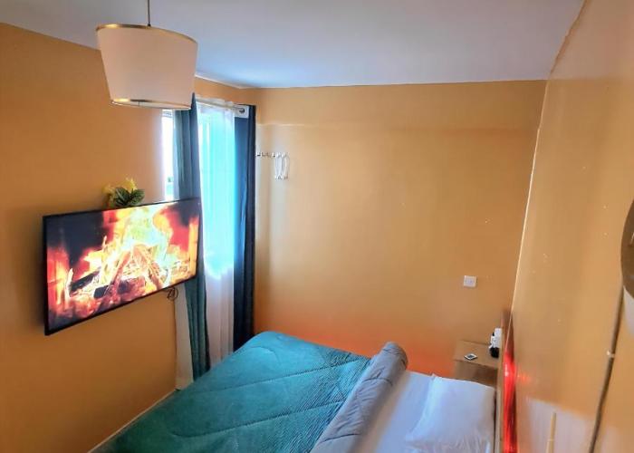 HighwayNest-2 Minutes To SpurMall & Ashaki Resort