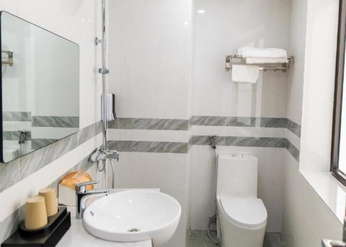 Nhật Minh Hotel