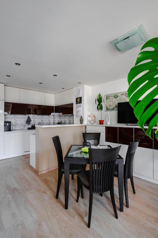 фото Spacious 2BD Flat with Secure Free Parking