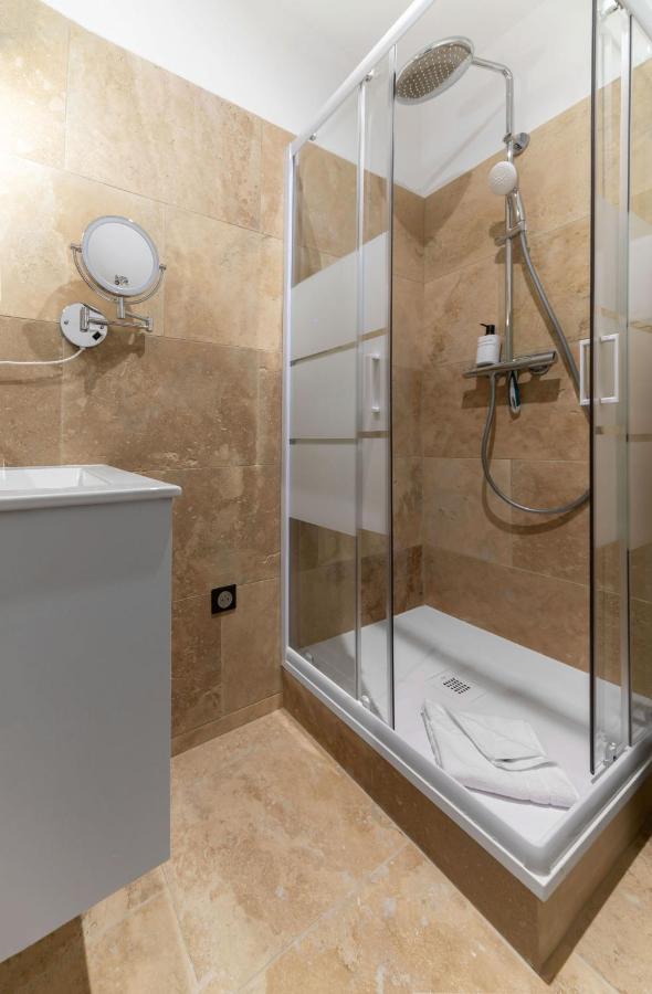 фото Résidence Serbie - Appartements design et climatisés en centre ville