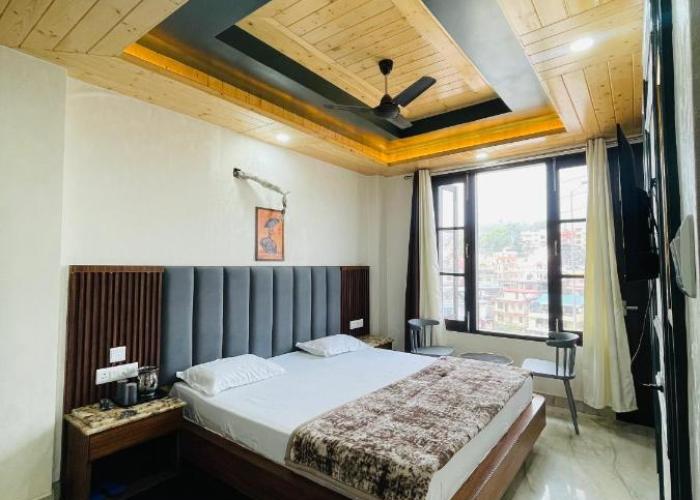 Anand residency