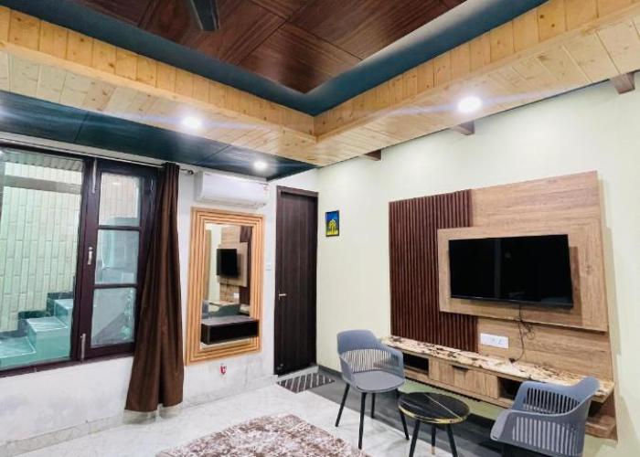 Anand residency