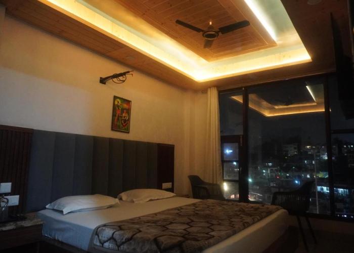 Anand residency