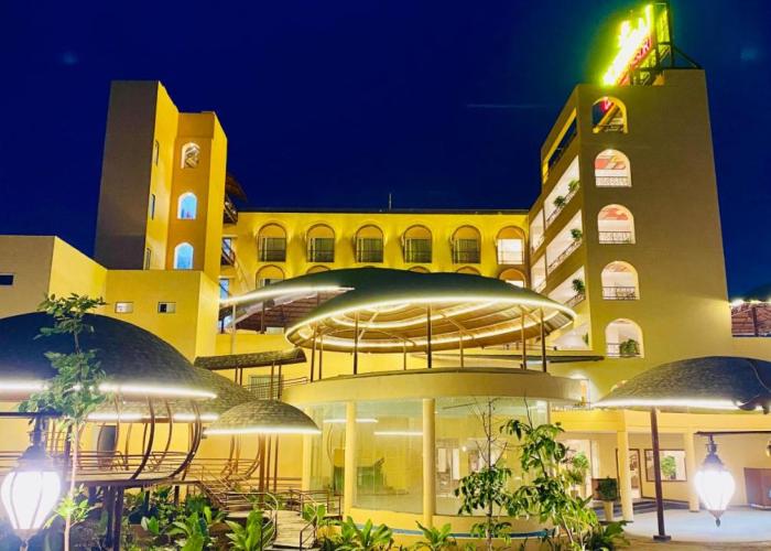 Pukhraj Club And Resort