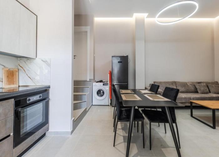 Summer Apartments D&A