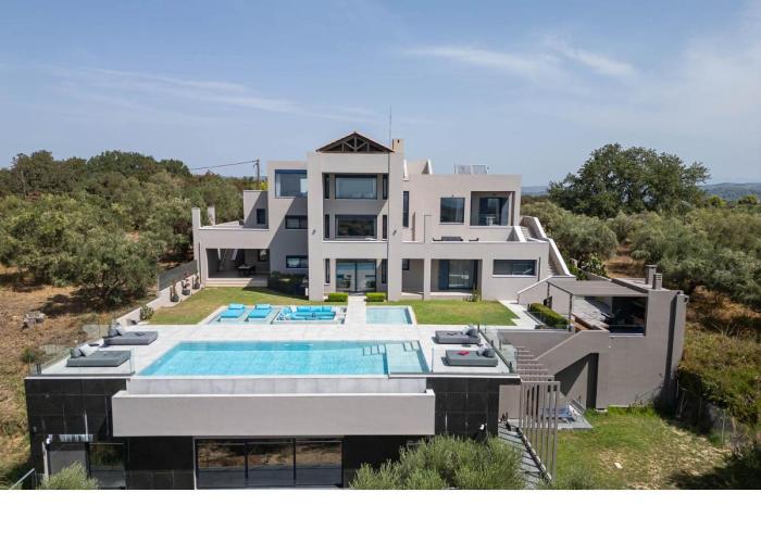 Reina del Cielo Luxury Villa