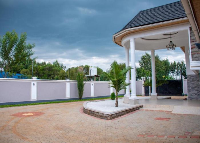 ORANA Luxury Palace