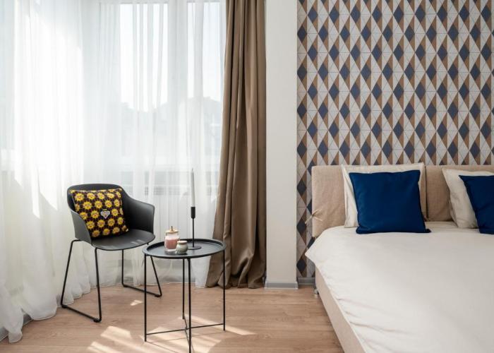 Bright & Sunny Stylish Apt with 2BDR and 2BTH