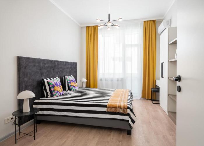 Bright & Sunny Stylish Apt with 2BDR and 2BTH