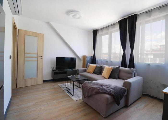 New Sofia Sunset 1BDRM, Free Parking and Terrace