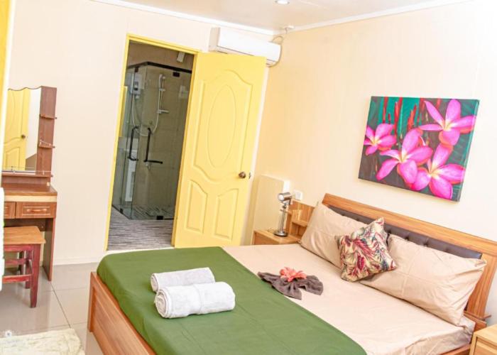 T-Wicks Holiday Apartments
