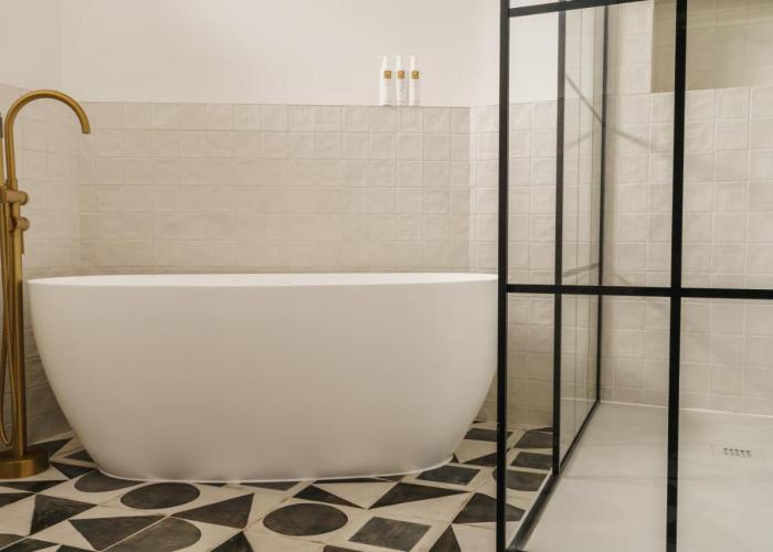 Beaumont Exquisite Lakeland House, Sleeps 10