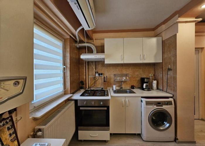 Cozy Flat by Trivale Forest