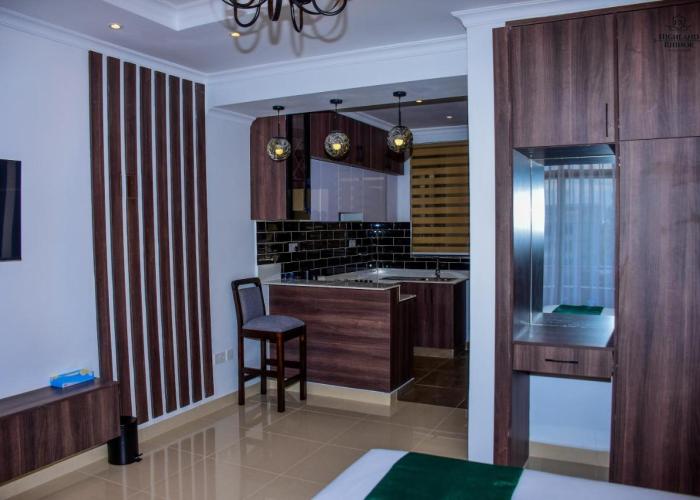 Highland Rhinor