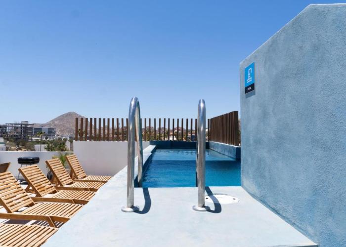Colmena Marina Cabos