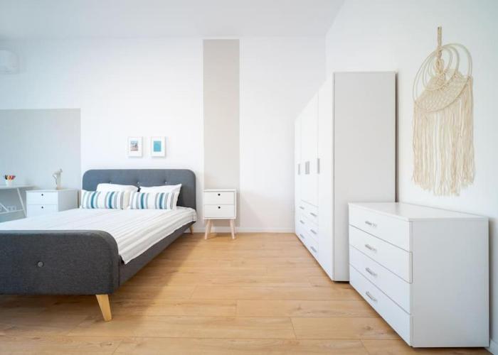 Mycampus 1 bdrm, stay 4, free parking, garden, self check-in
