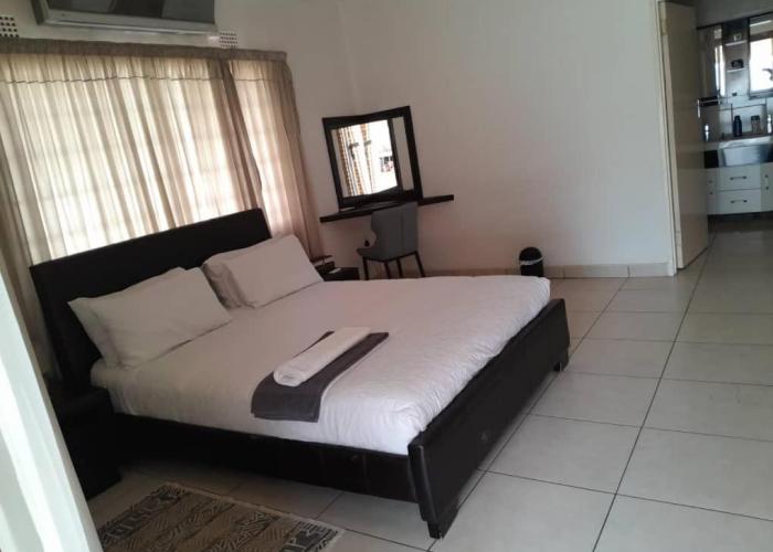 LaRonza Bed and Breakfast
