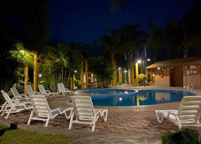 Casa Club El Pueblo Simbal